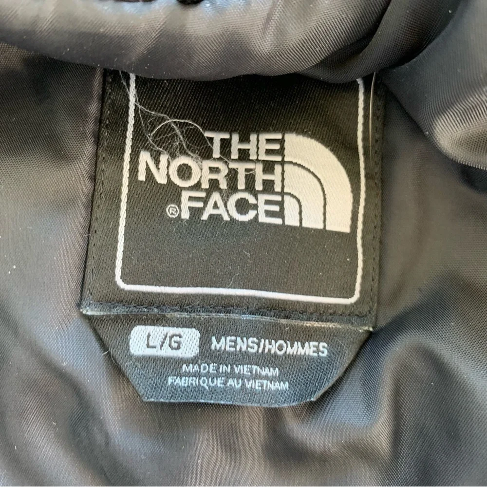 The North Face Men's Jacket Large Gray Black With Liner Hyvent Winter Coat